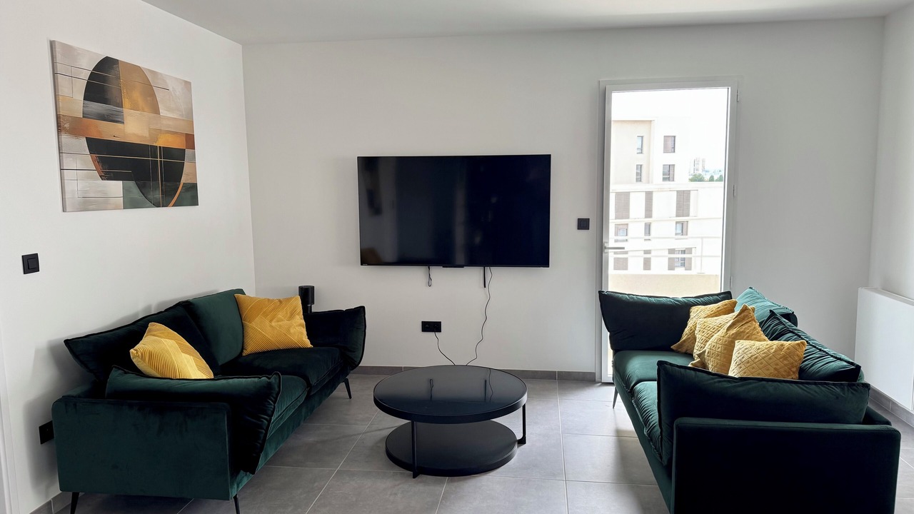 Photo of Livingroom in Aiguerelles