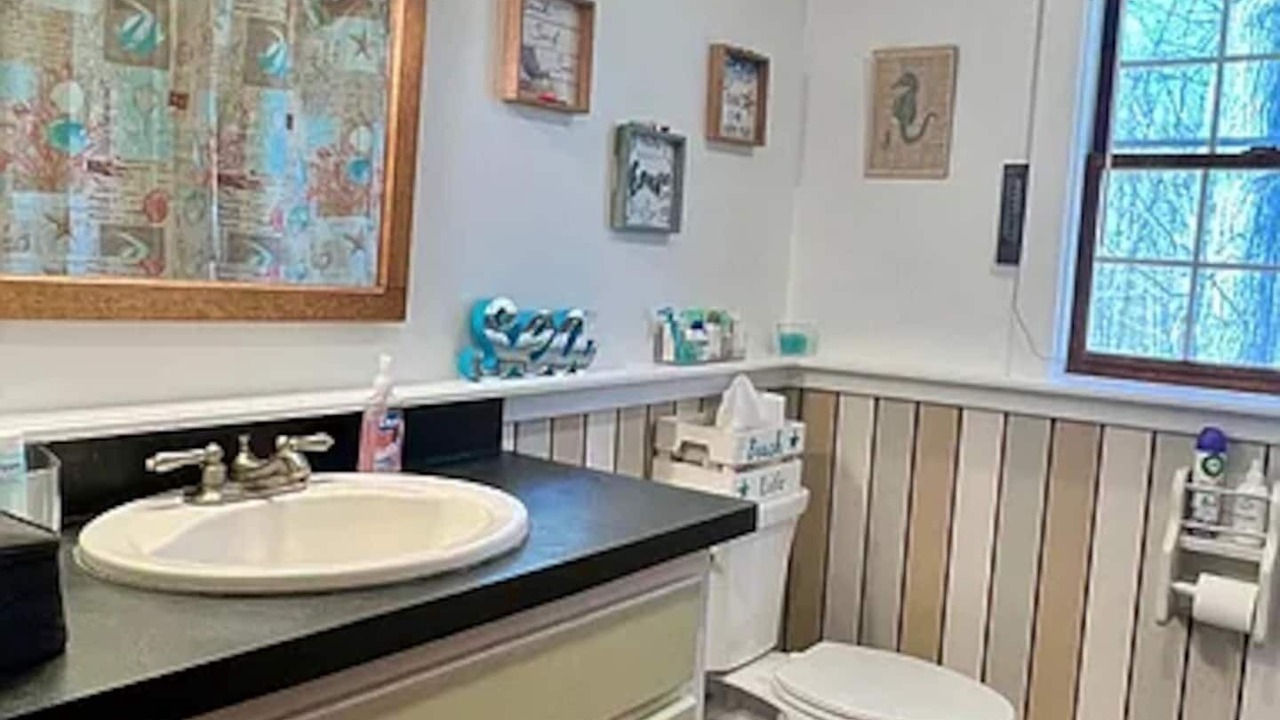 Photo of Bathroom in Cape Neddick