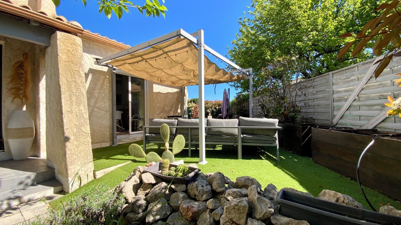 Photo of Patio Balcony in Juvignac