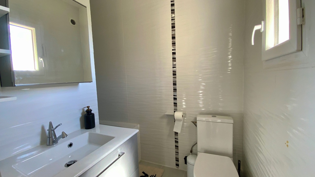 Photo of Bathroom in Juvignac