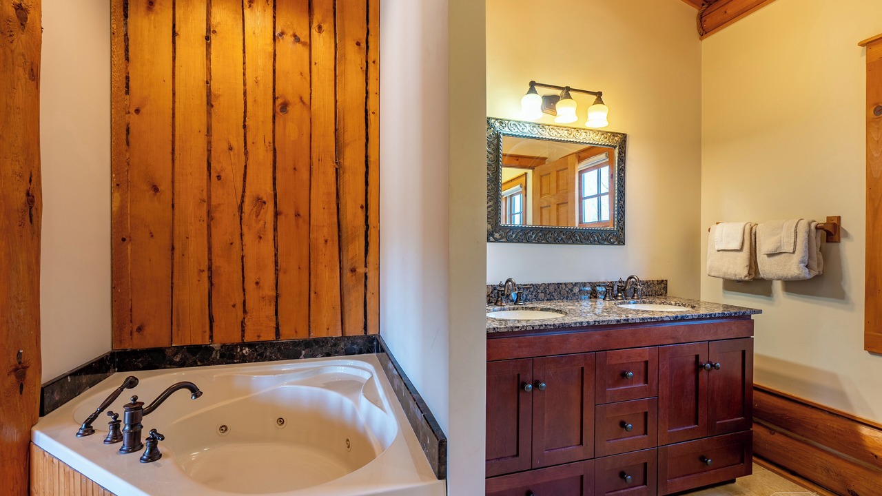 Photo of Bathroom in Saranac Lake