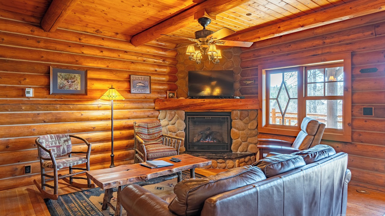 Photo of Livingroom in Saranac Lake