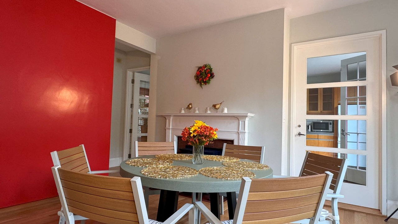 Photo of Others in Mid-Cambridge