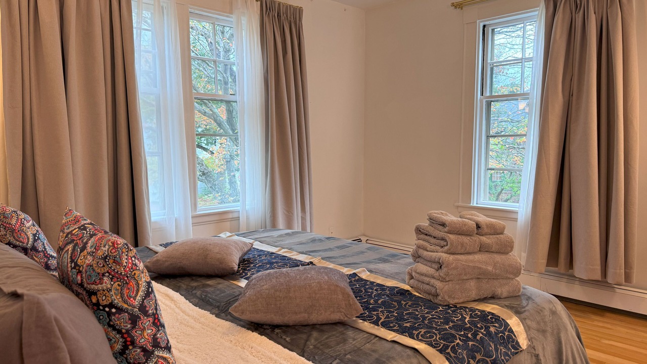 Photo of Bedroom in Mid-Cambridge