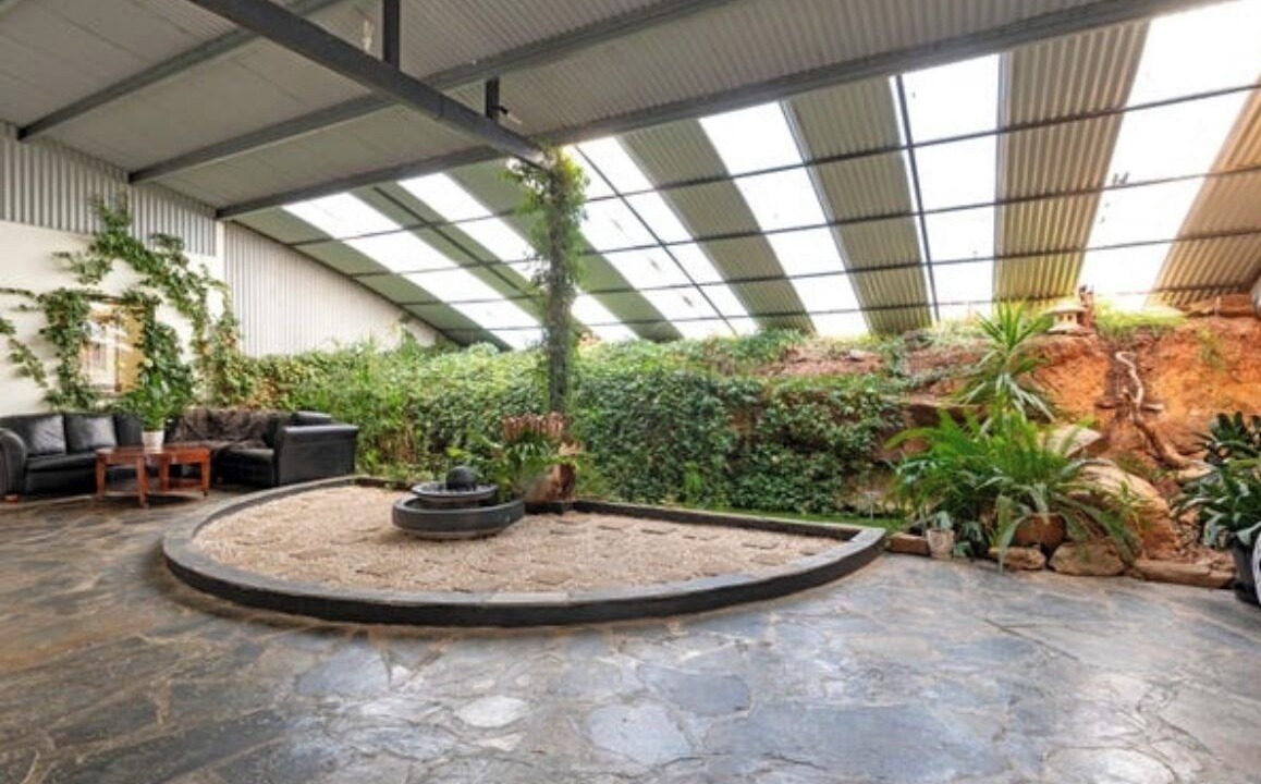 Photo of Patio Balcony in Clare And Gilbert Valleys Council