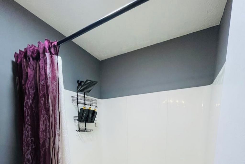 Photo of Bathroom in Morrow