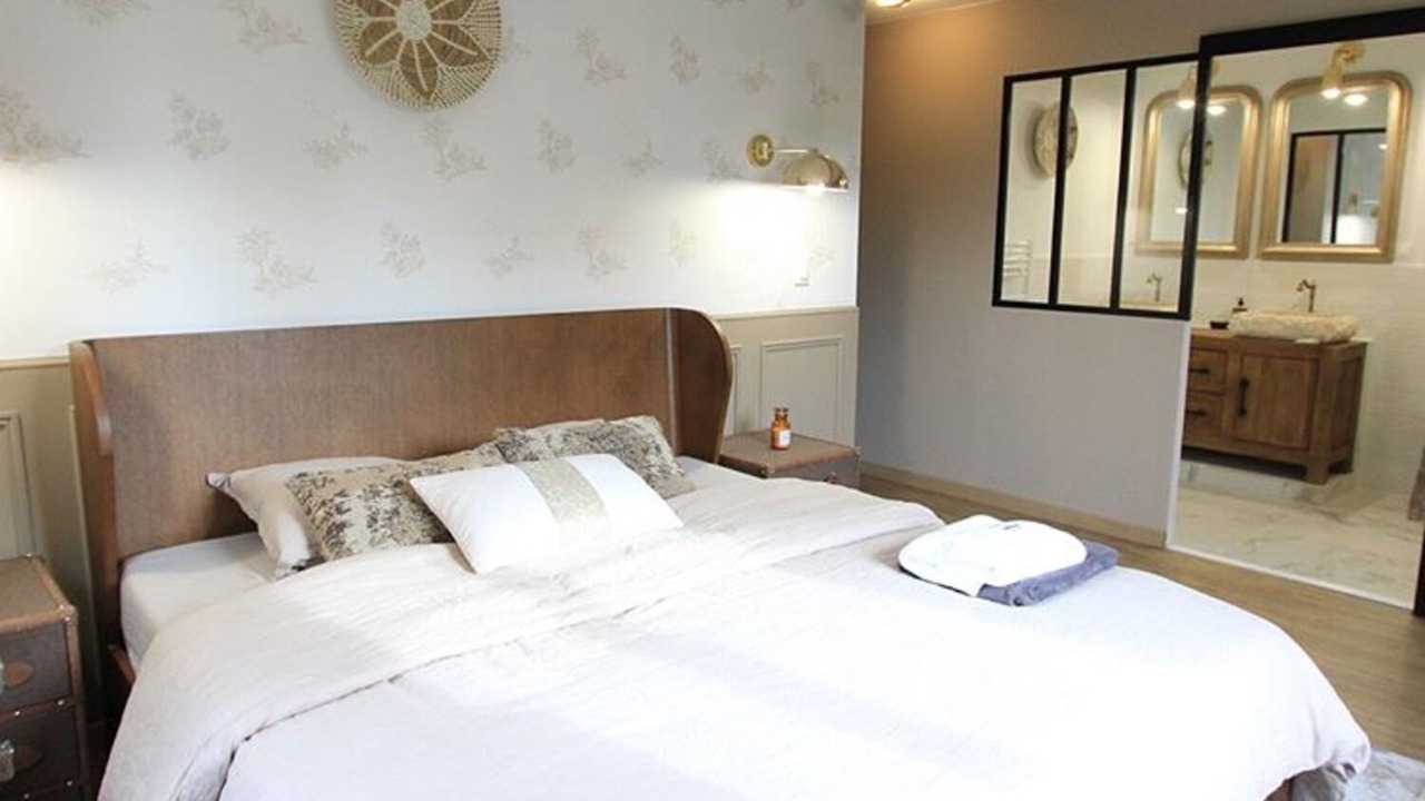 Photo of Bedroom in Saint-Arnoult