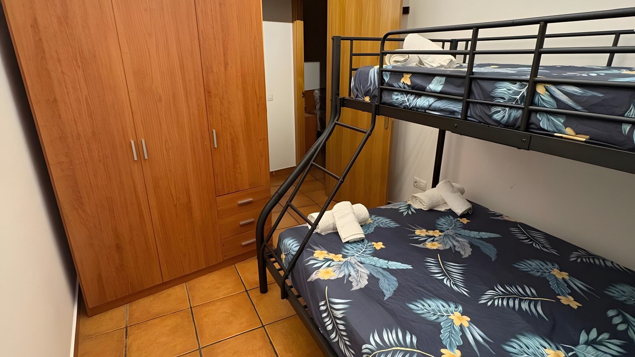 Photo of Bedroom in Sort