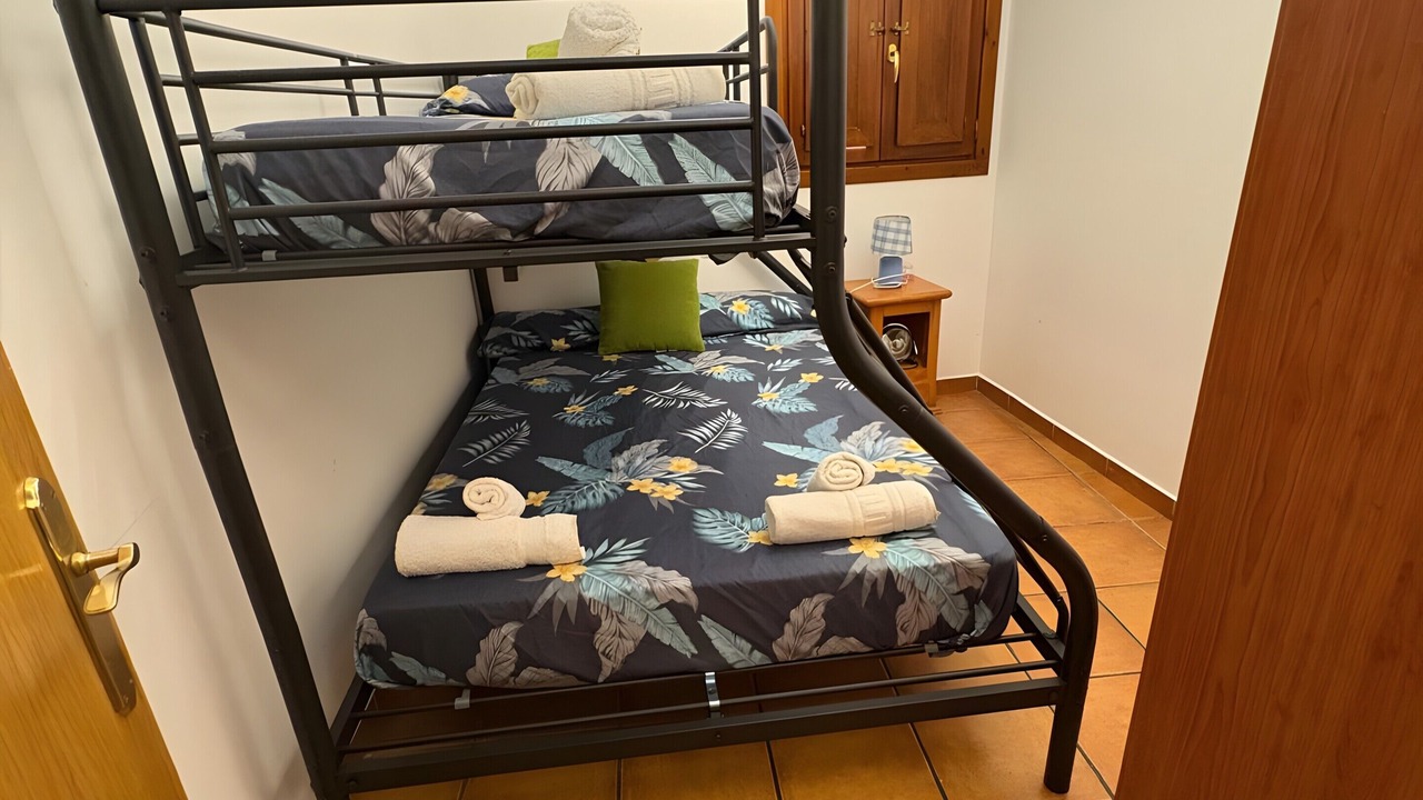 Photo of Bedroom in Sort