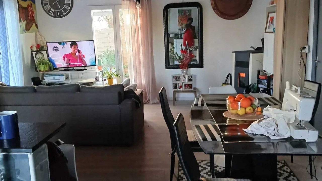 Photo of Livingroom in Comps-la-Grand-Ville