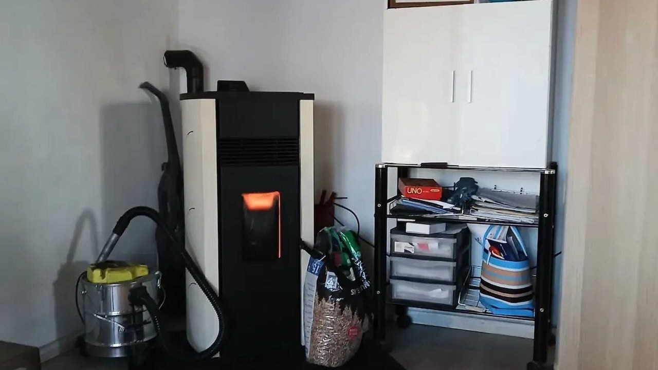 Photo of Livingroom in Comps-la-Grand-Ville
