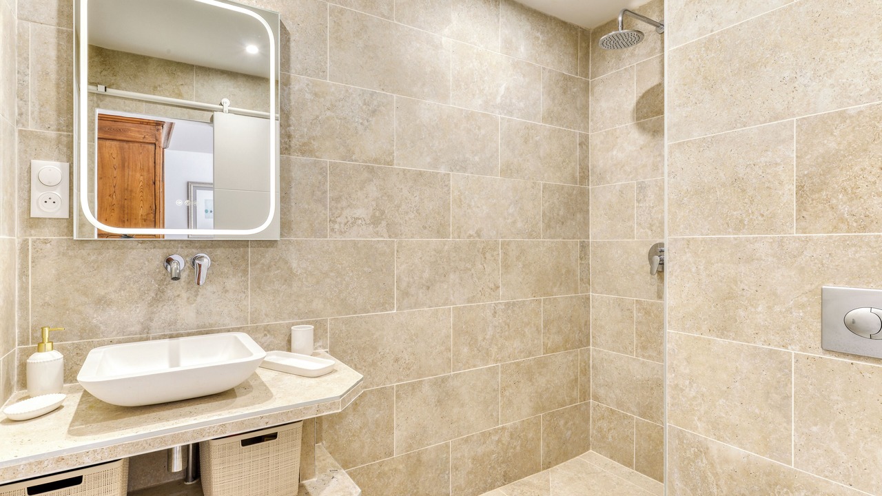 Photo of Bathroom in Fitou