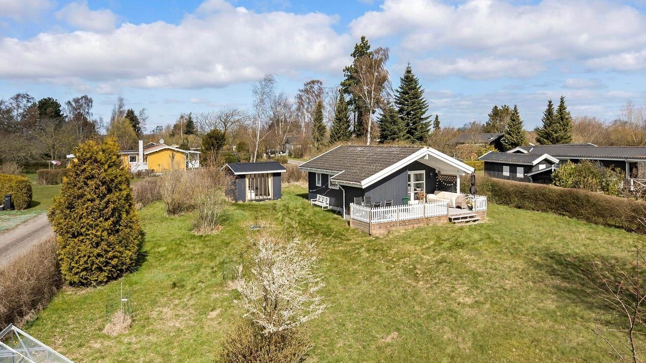 Photo of Outdoor in Mern