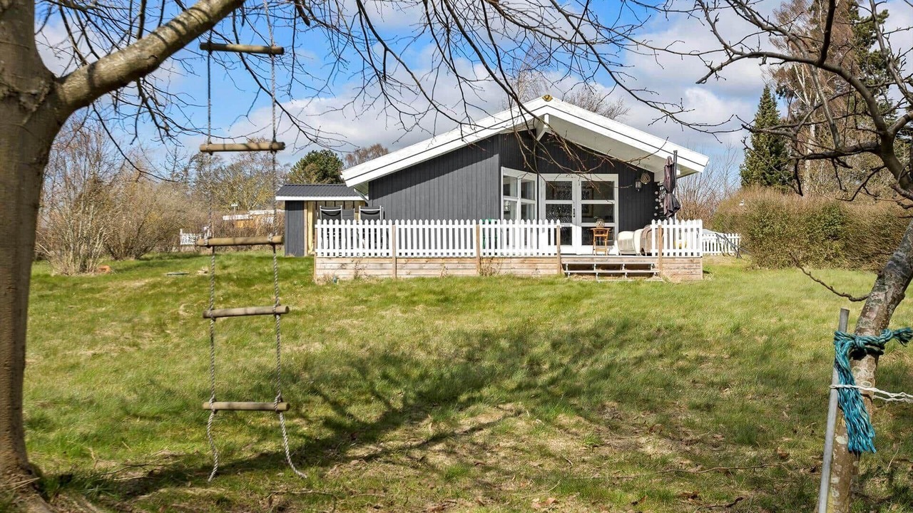 Photo of Outdoor in Mern