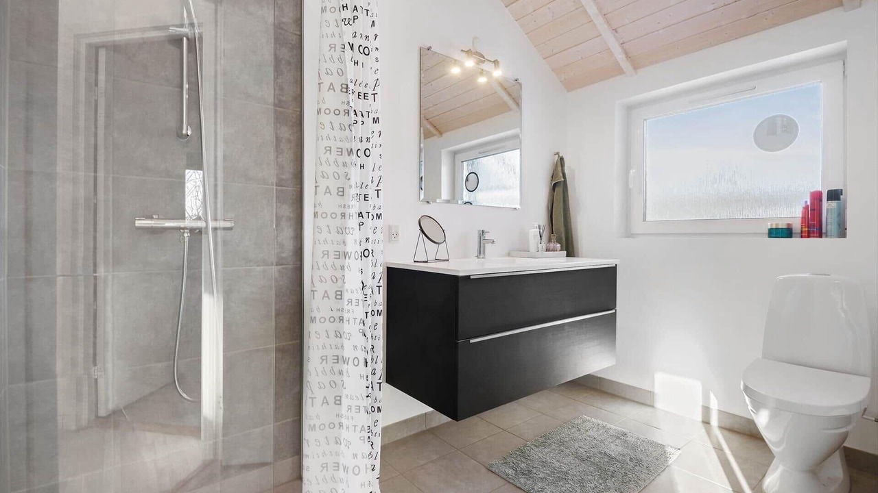 Photo of Bathroom in Togeholt