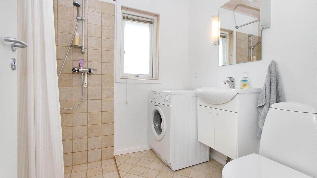 Photo of Bathroom in Bog By