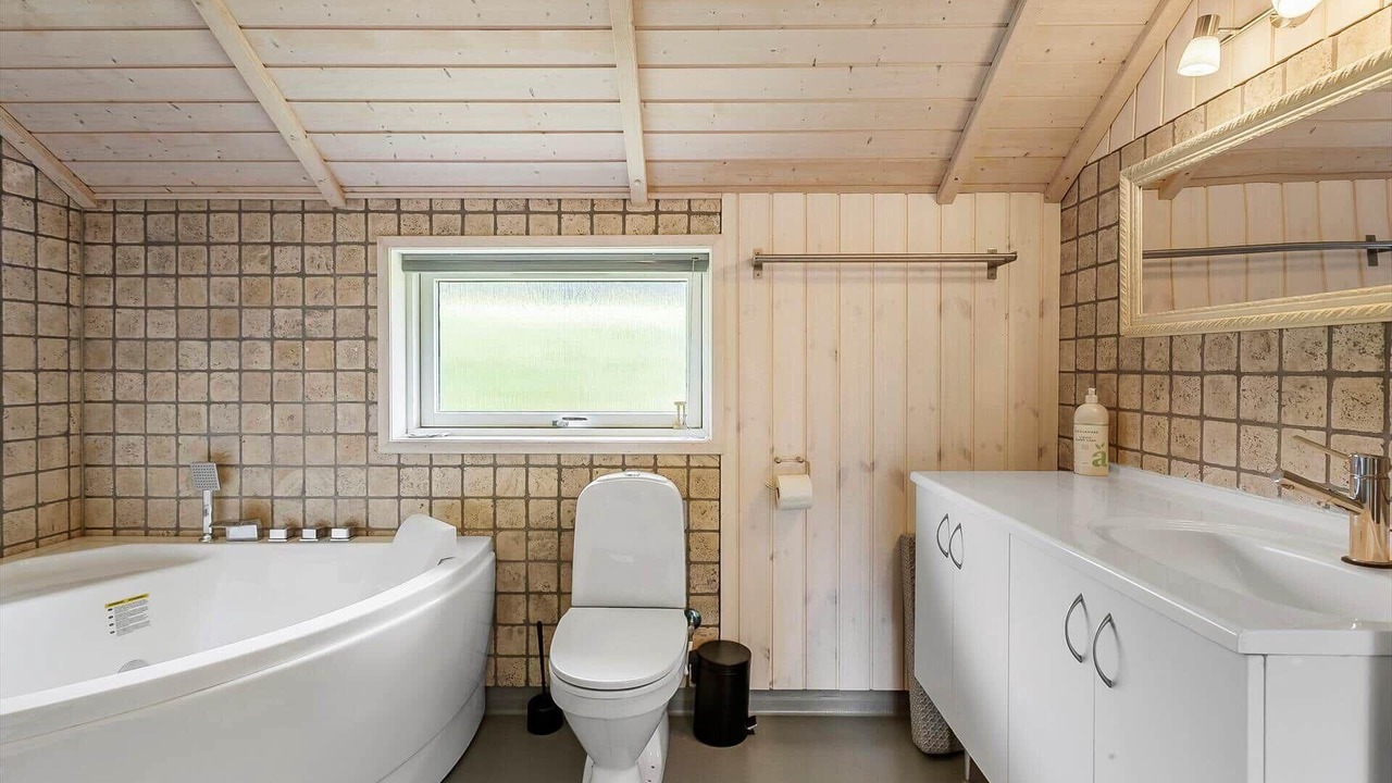 Photo of Bathroom in Faxe Ladeplads