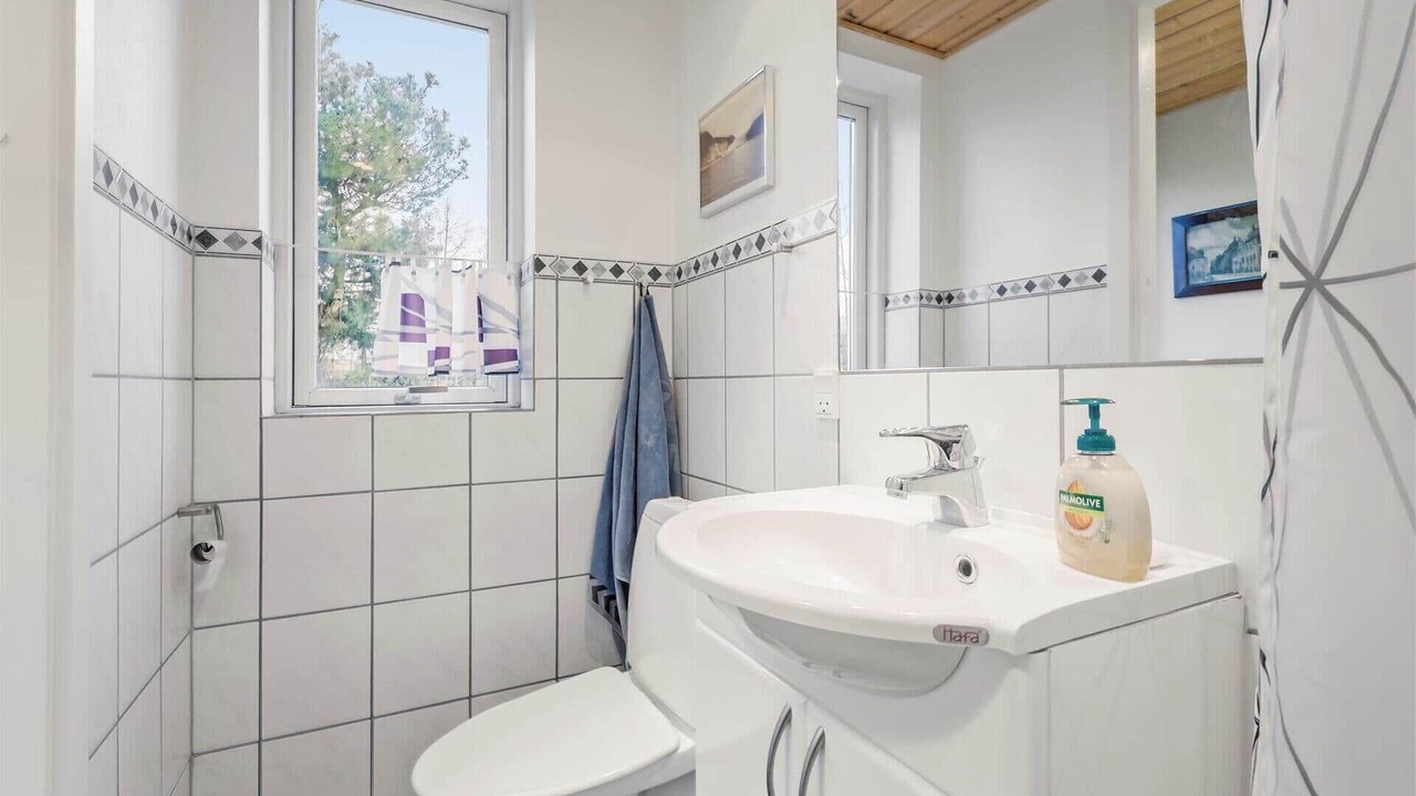 Photo of Bathroom in Bog By