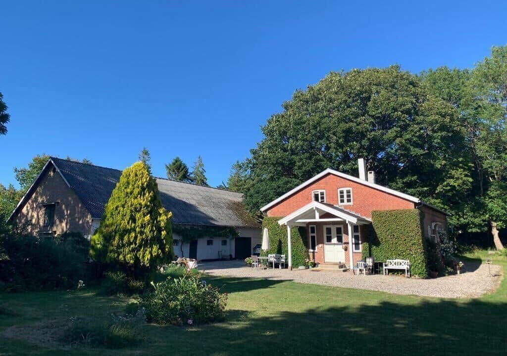 Photo of Outdoor in Busene