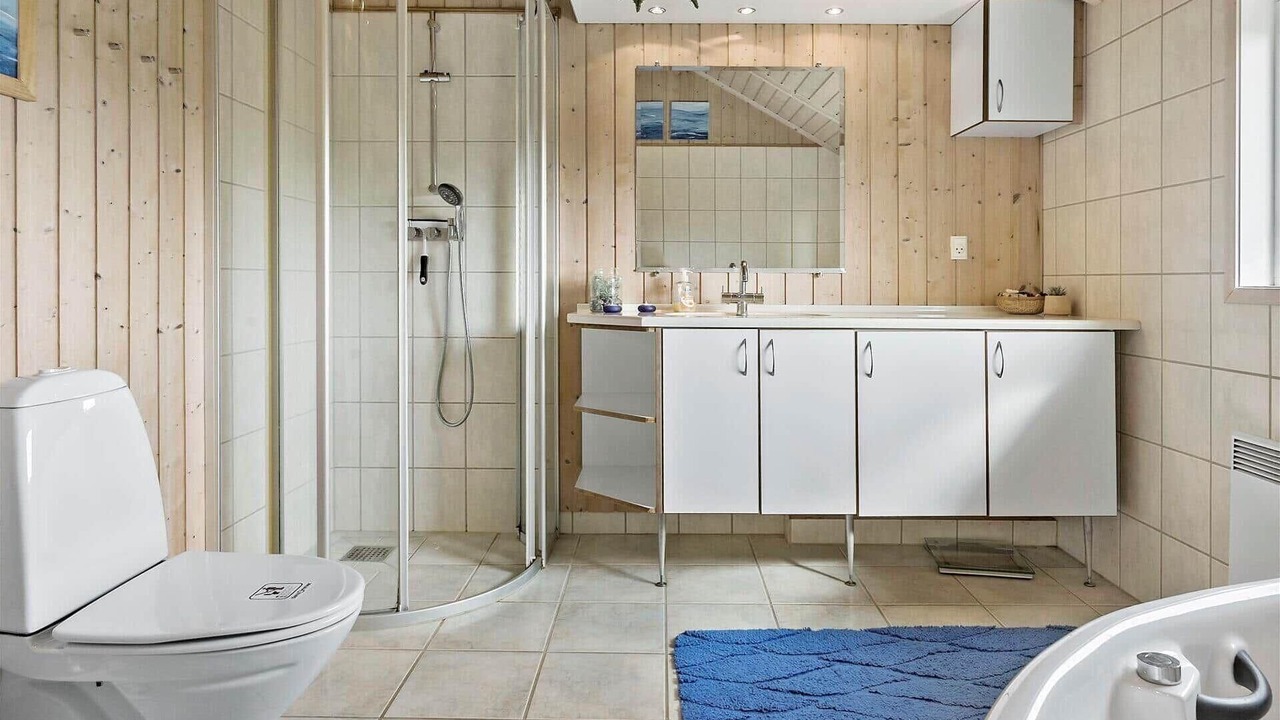 Photo of Bathroom in Bog By
