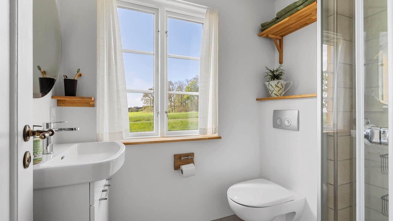 Photo of Bathroom in Ronne