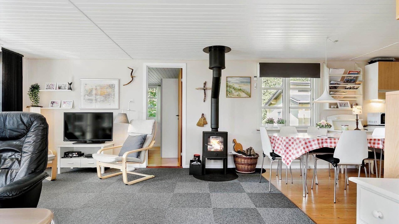 Photo of Others in Boderne