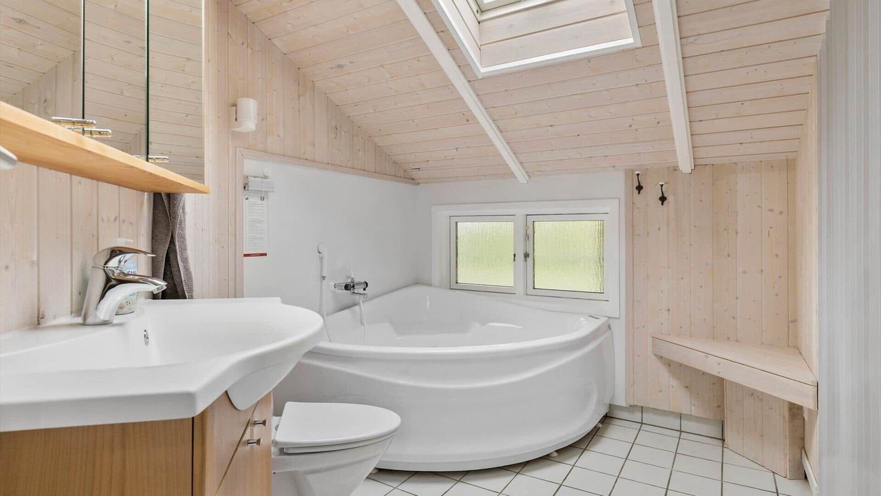 Photo of Bathroom in Sømarken