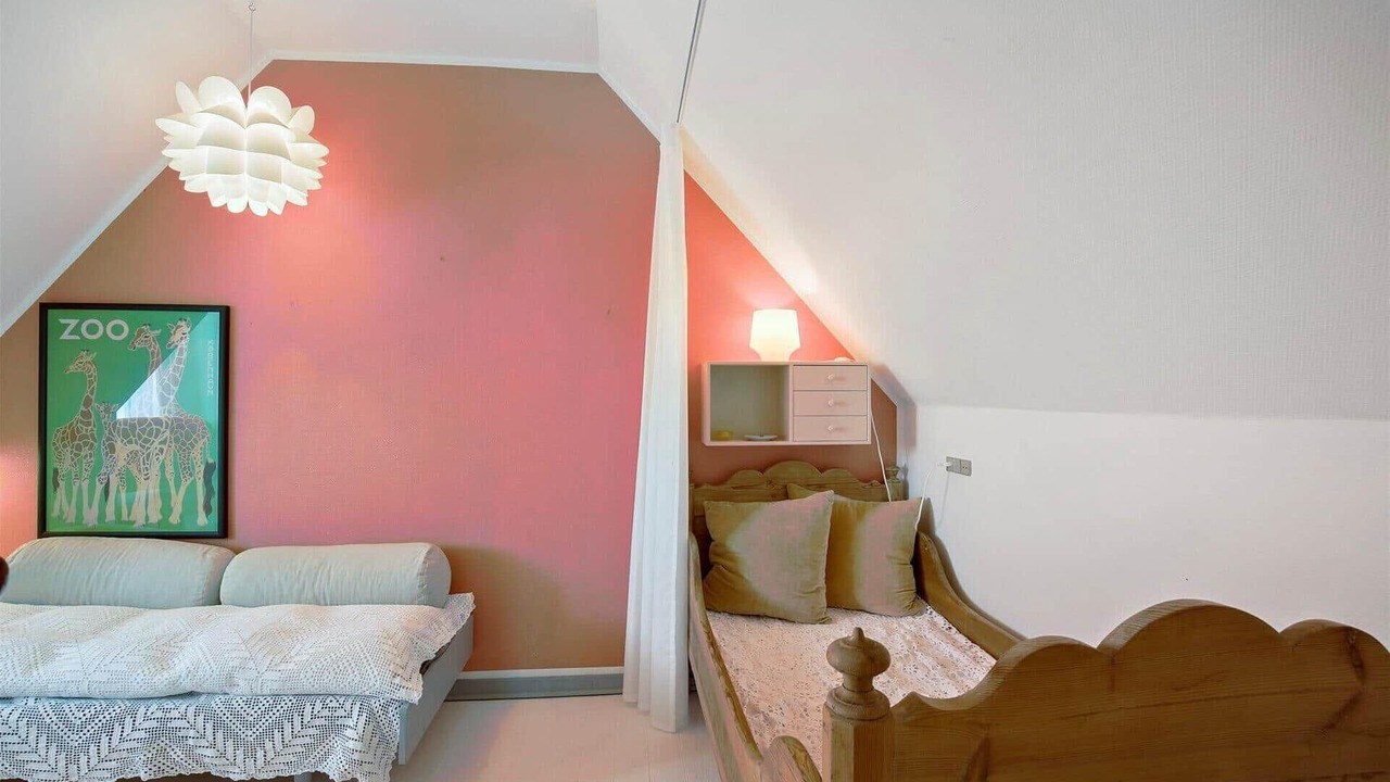 Photo of Bedroom in Listed