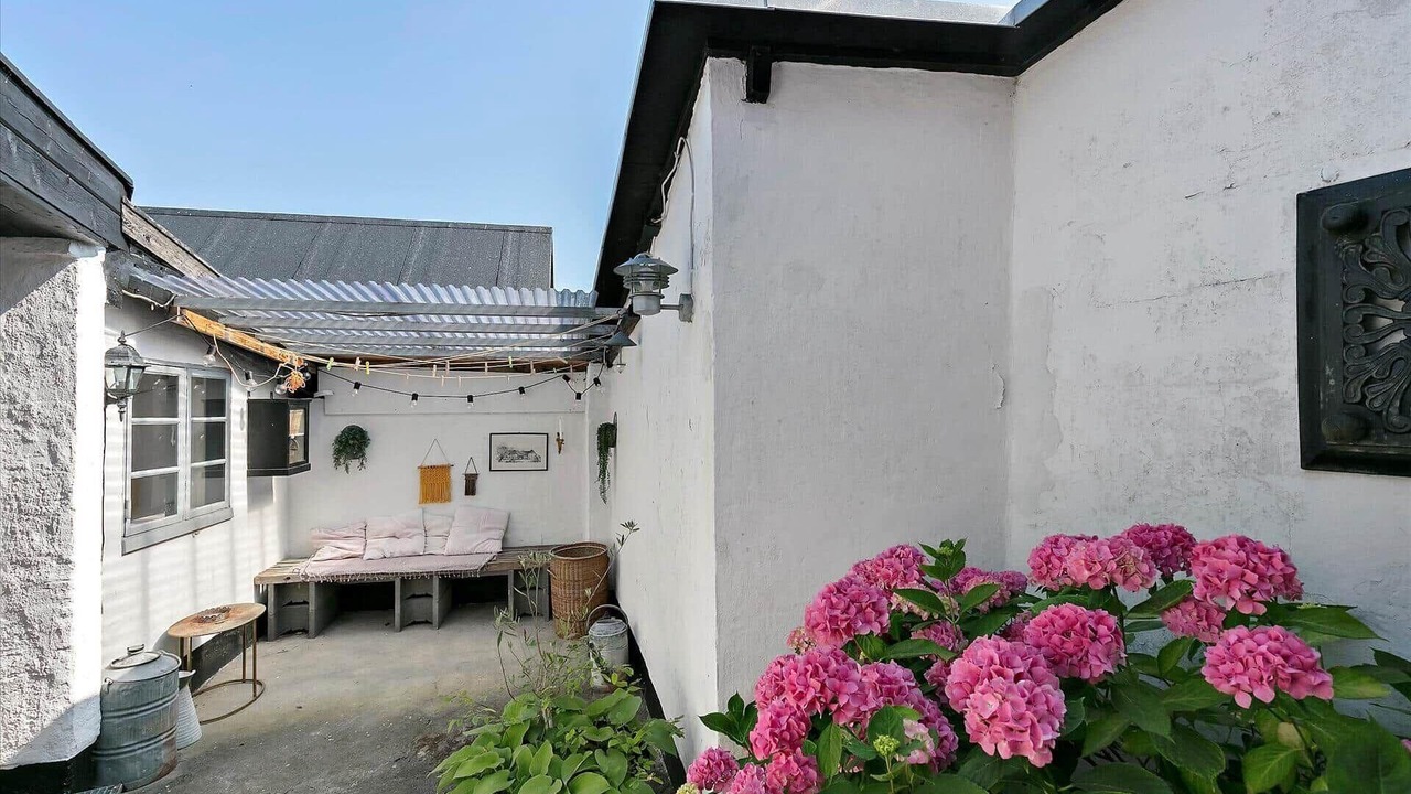Photo of Patio Balcony in Listed