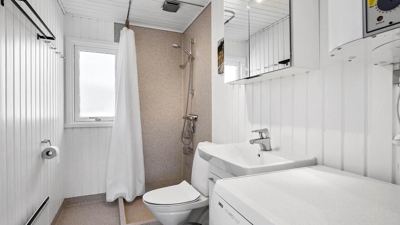 Photo of Bathroom in Akirkeby