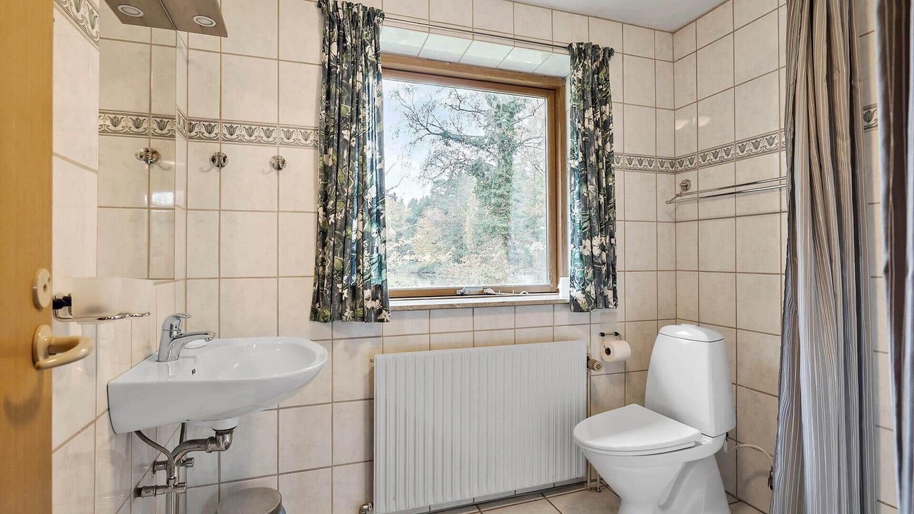 Photo of Bathroom in Østermarie