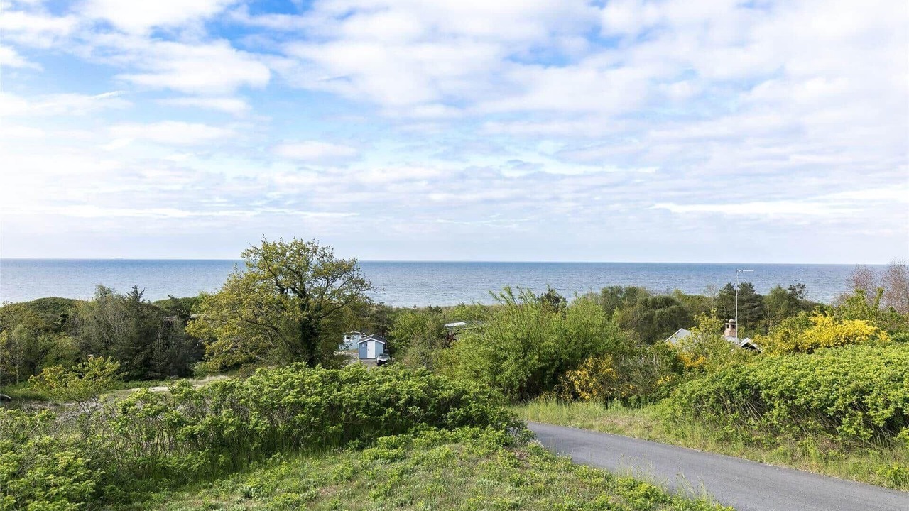 Photo of Others in Boderne