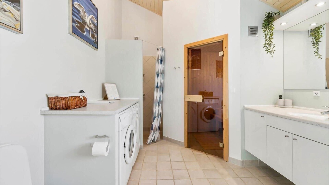 Photo of Bathroom in Pedersker