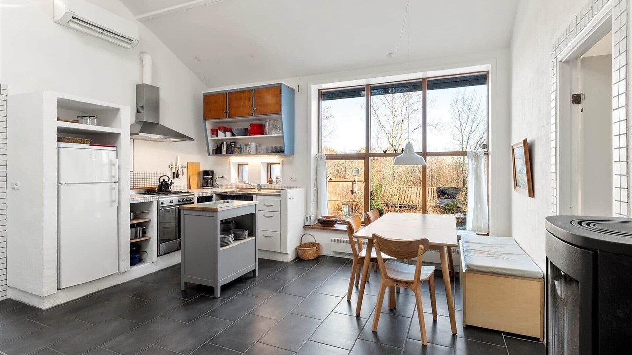 Photo of Kitchen in Listed