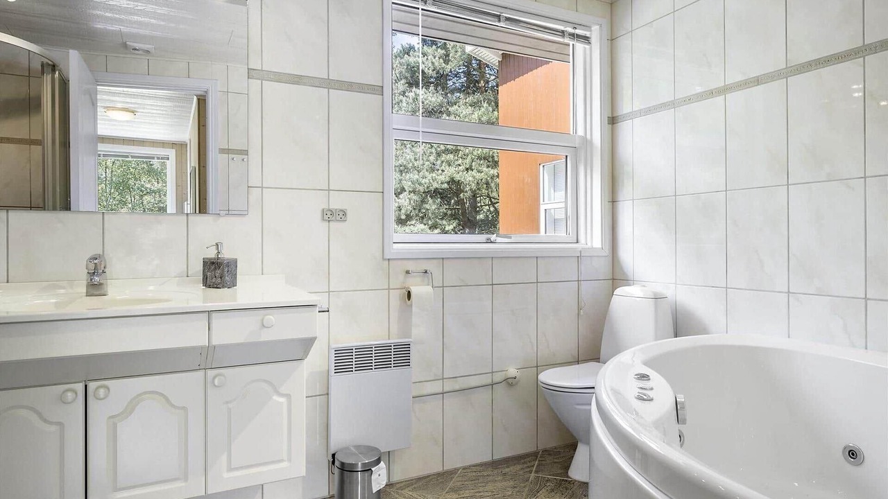 Photo of Bathroom in Pedersker