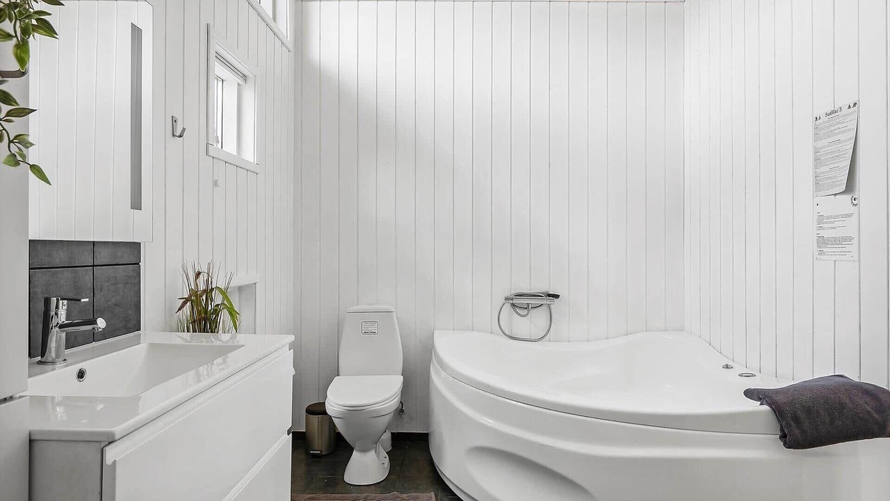 Photo of Bathroom in Pøt Strandby