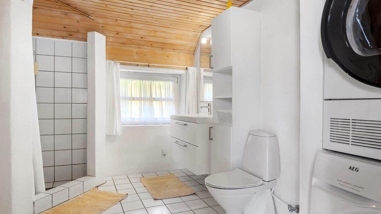 Photo of Bathroom in Toftum