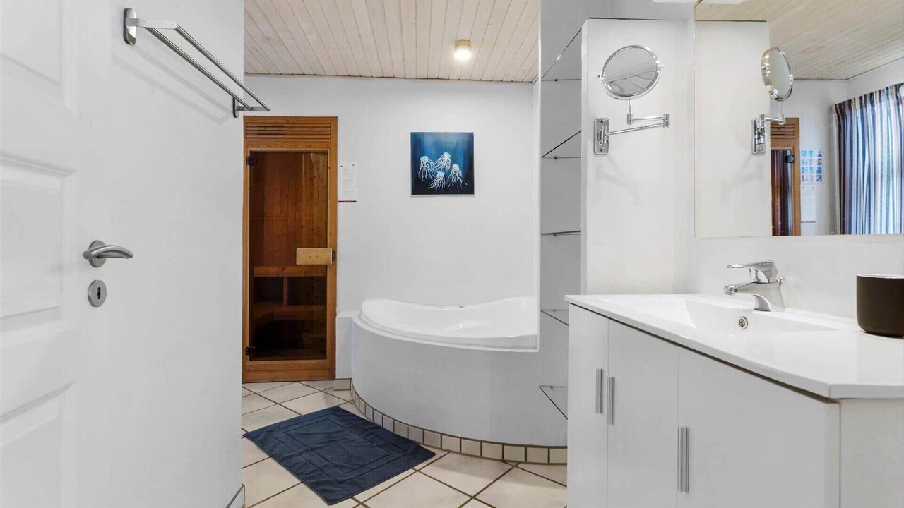 Photo of Bathroom in Pandrup