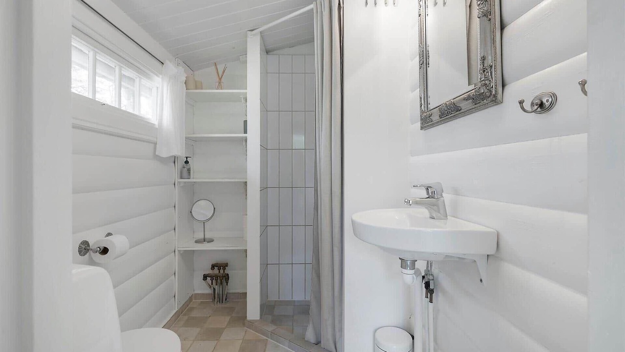 Photo of Bathroom in Pedersker