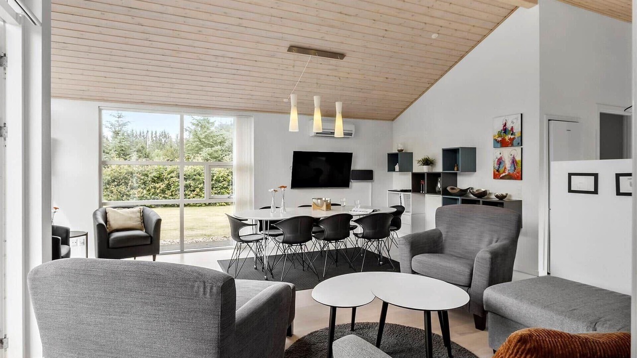 Photo of Others in Asaa