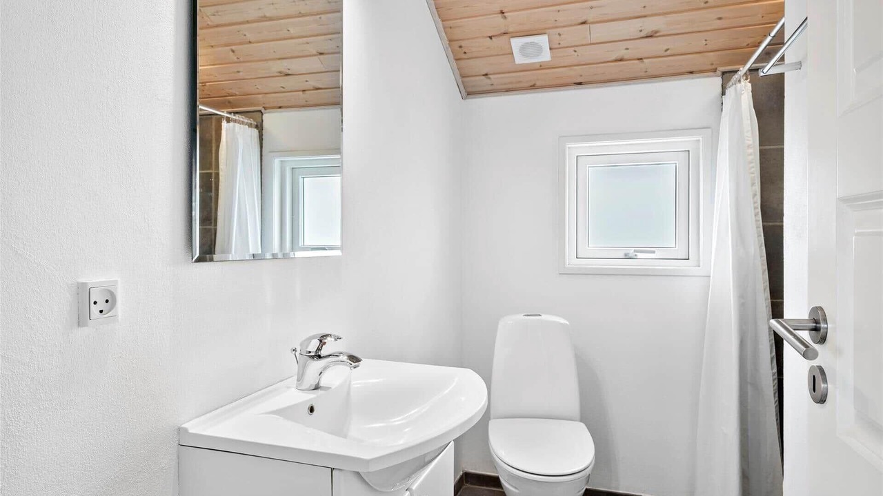 Photo of Bathroom in Oster Hurup