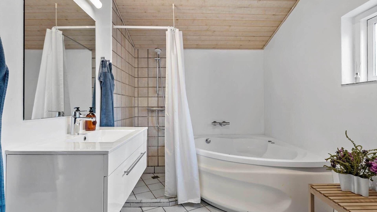Photo of Bathroom in Odder