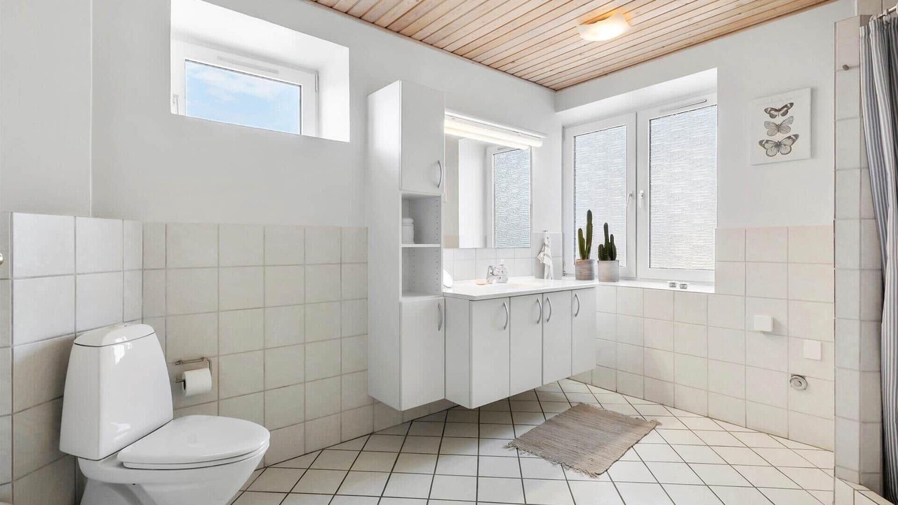 Photo of Bathroom in Oster Hurup