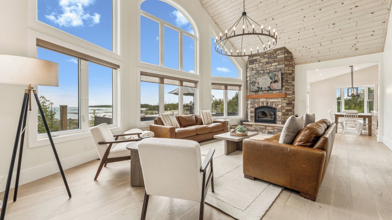 Photo of Livingroom in Tobermory