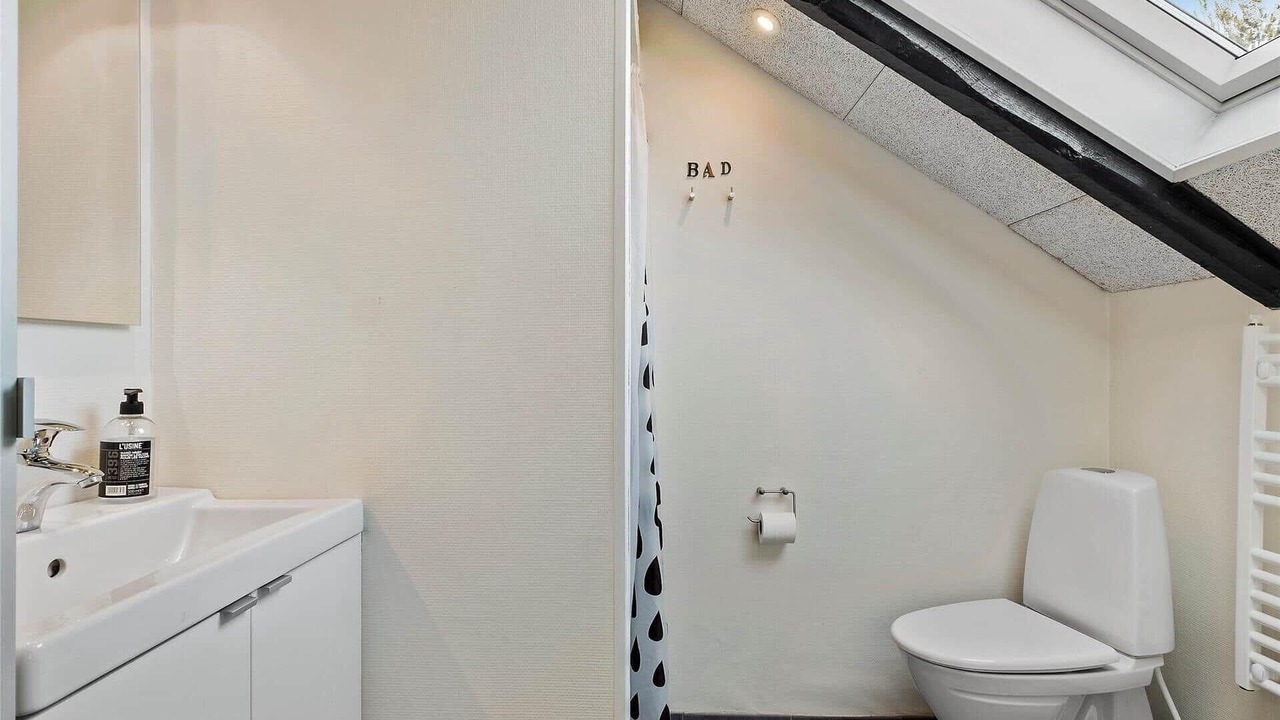 Photo of Bathroom in Øster Melholt