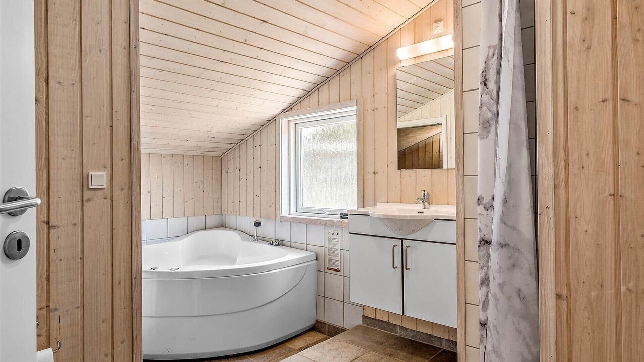 Photo of Bathroom in Egense