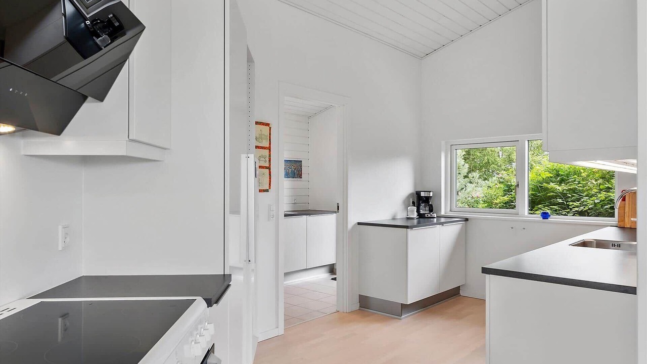 Photo of Kitchen in Helberskov Strand