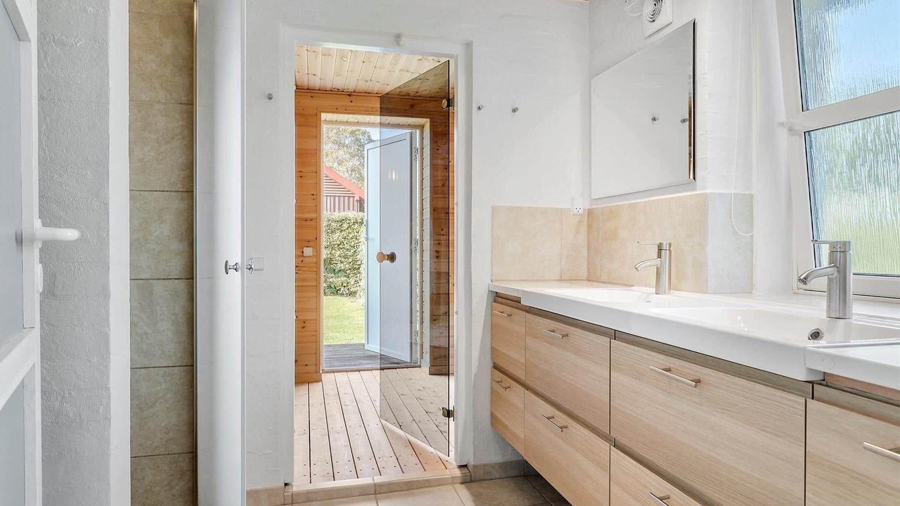Photo of Bathroom in Saksild Strand