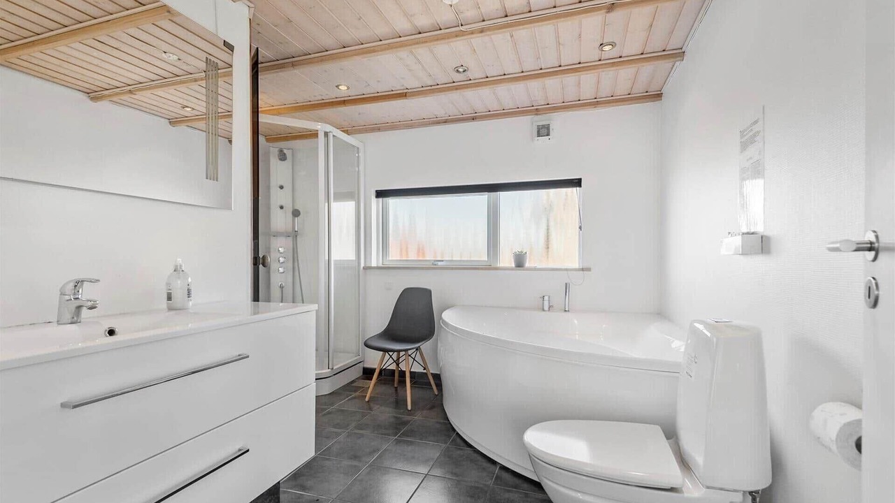 Photo of Bathroom in Lakolk