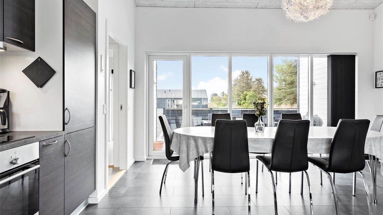 Photo of Kitchen in Hou